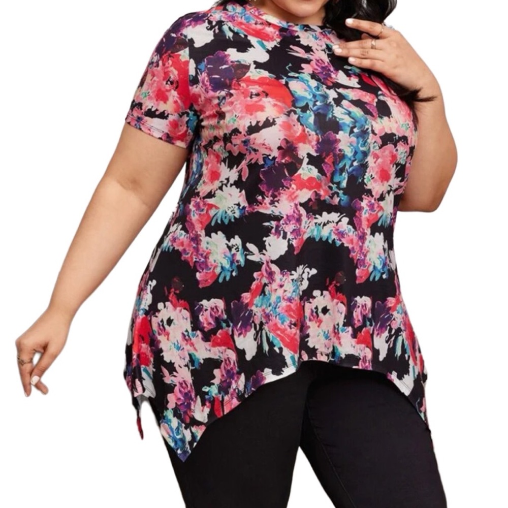Floral Asymmetrical Hem T-Shirt